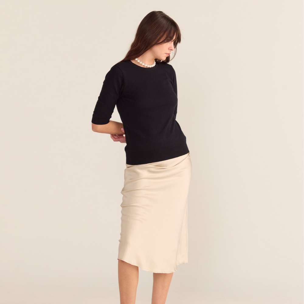 
                      
                        Cotton And Cashmere Top - Black PREORDER END AUGUST
                      
                    