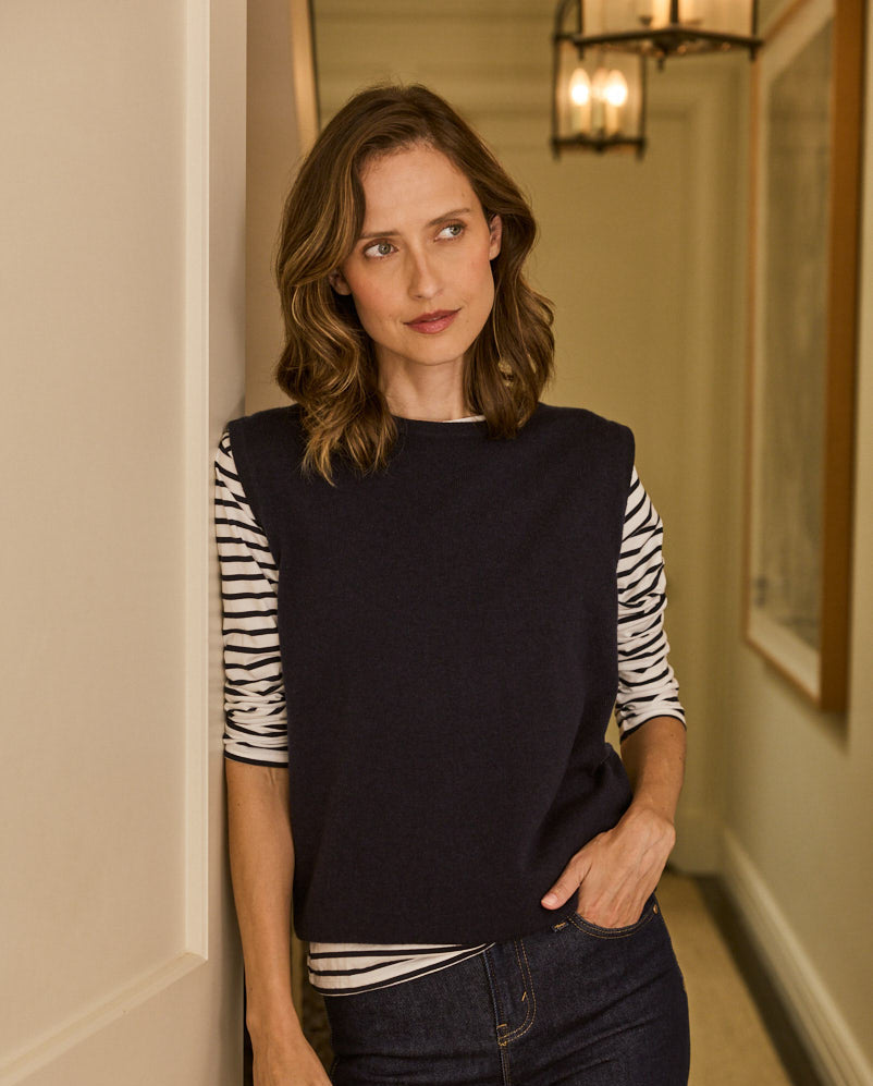 The Classic Vest - Navy