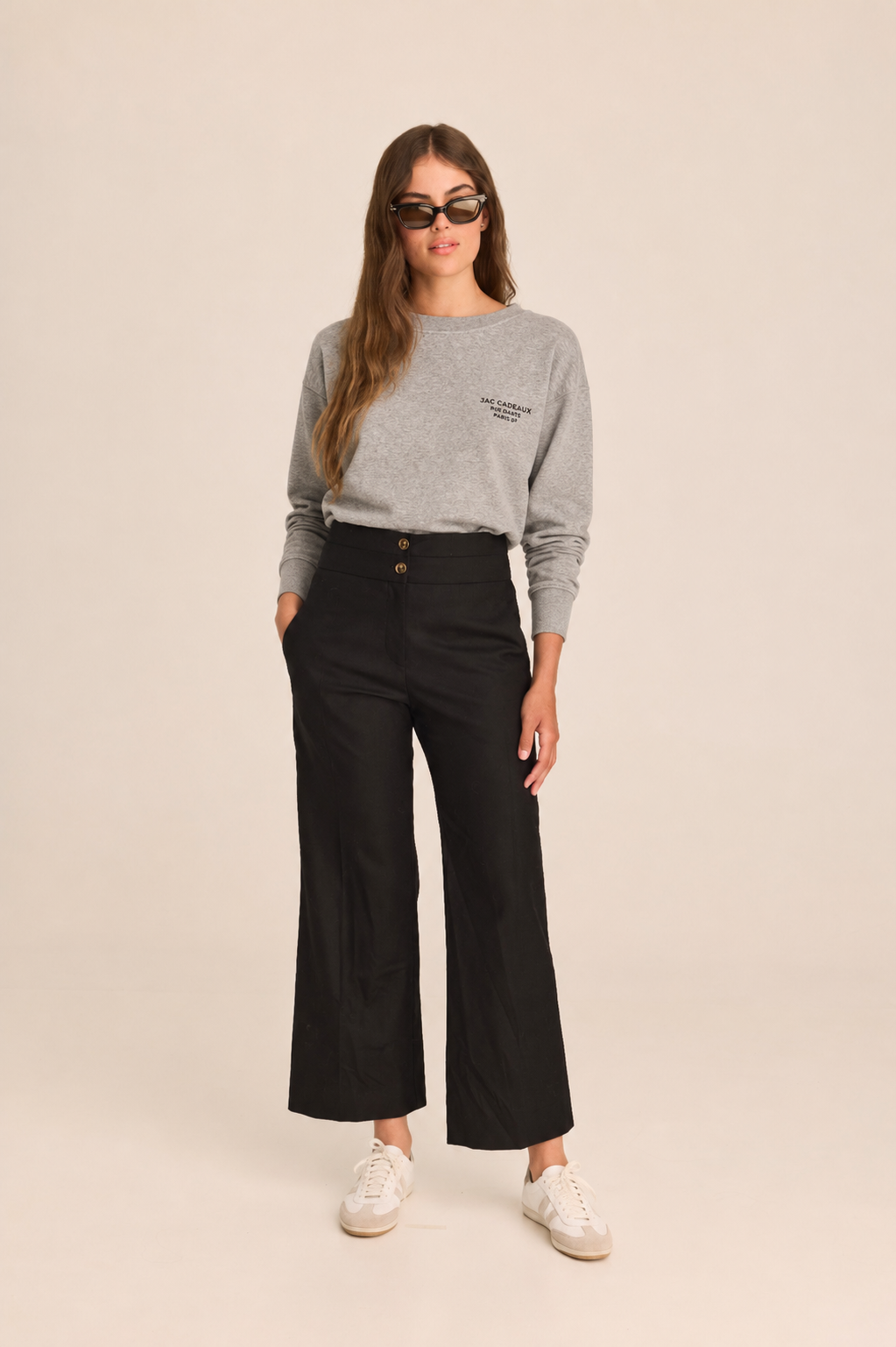 The Signature Sweatshirt GREY
