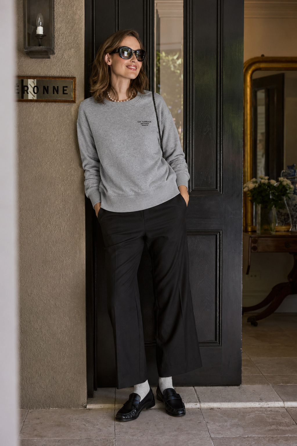 The Signature Sweatshirt GREY