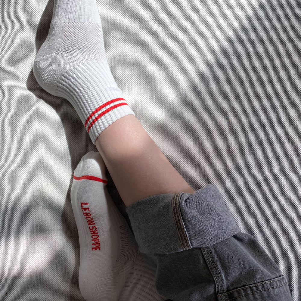 
                      
                        Boyfriend Socks White base Red Stripe
                      
                    