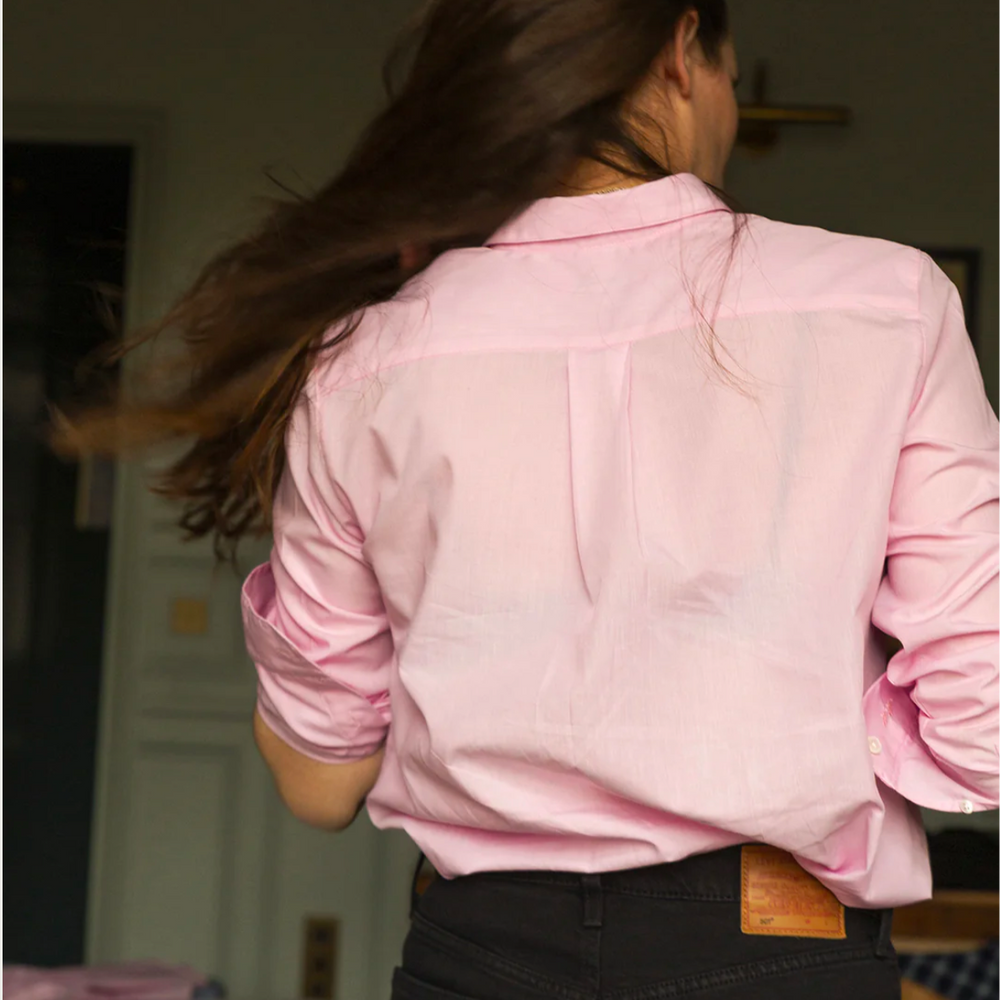 
                      
                        Pink Shirt Suzan From Paris
                      
                    