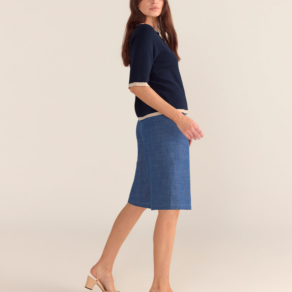 
                      
                        Bouclé Textured Top - Navy Base Cream Trim
                      
                    