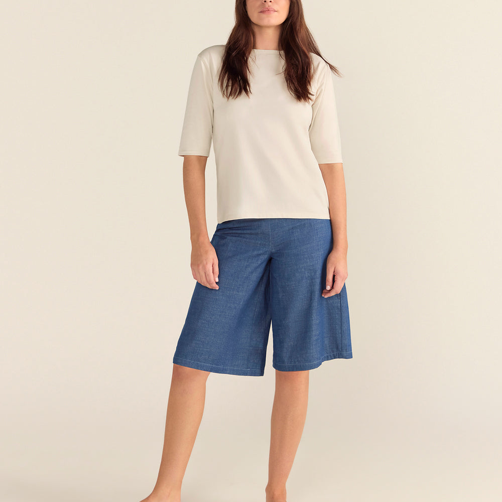 The Birkin Basic Écru Tee - Boat Neck