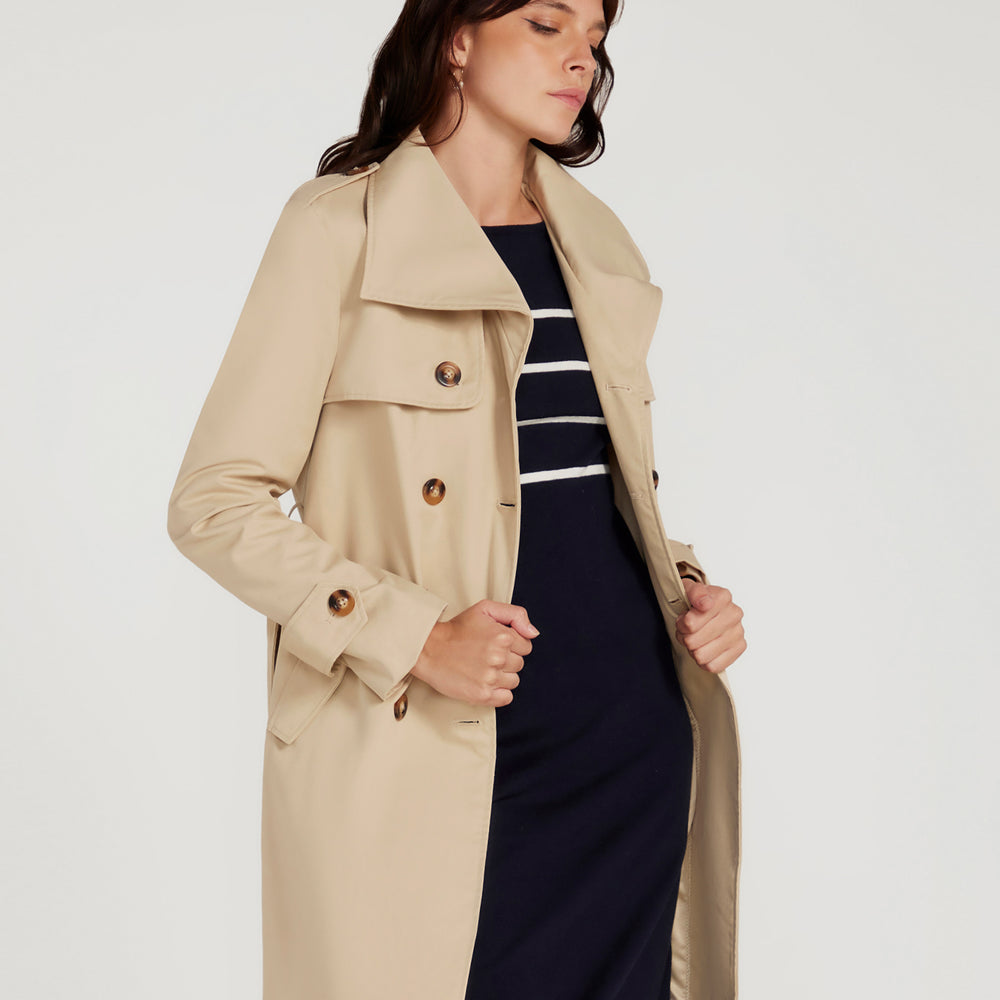 
                      
                        The Classic Trench - CLASSIC BEIGE
                      
                    